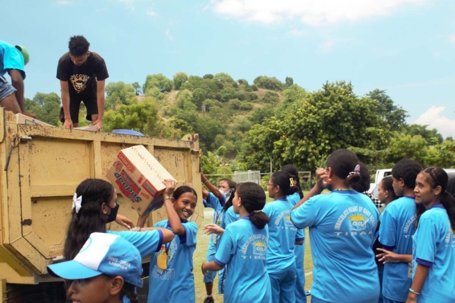 Timor Oriental – L'aide alimentaire collectée grâce à la solidarité salésienne profite à 14 écoles, centres et orphelinats