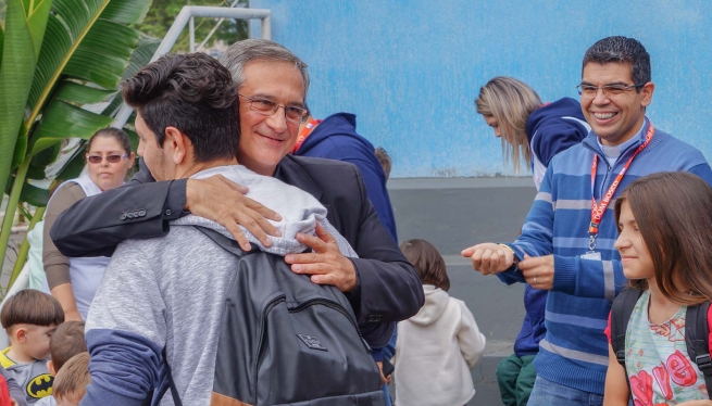 Brésil – 10e Rencontre de Communication et visite de l’évêque Dario Vigano