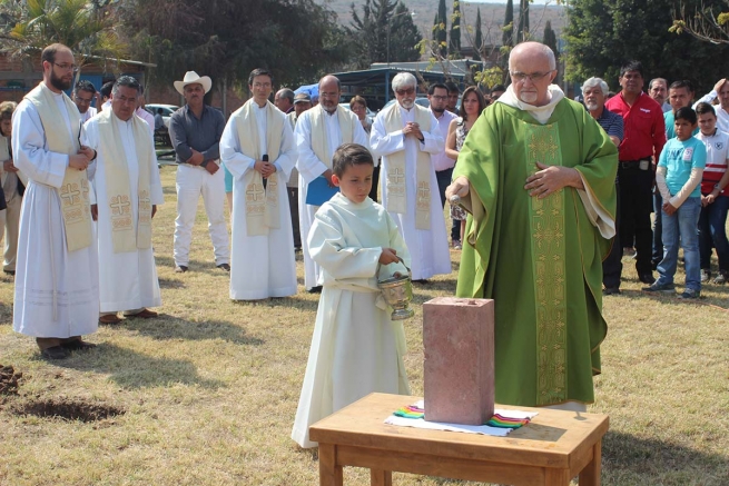 México - Bendición de la primera piedra de la "Casa Artémides Zatti"