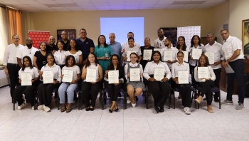 República Dominicana - La Escuela Salesiana de Comunicación "PLUS" gradúa a sus primeros 35 alumnos