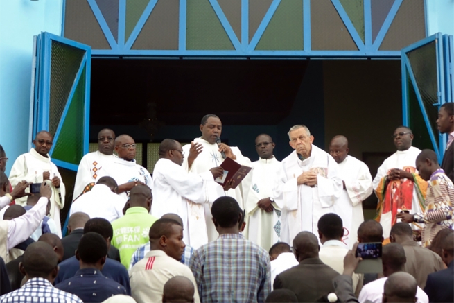 Repubblica Democratica del Congo – Don Chaquisse inaugura la cappella “San Melchiorre” del Boscolac