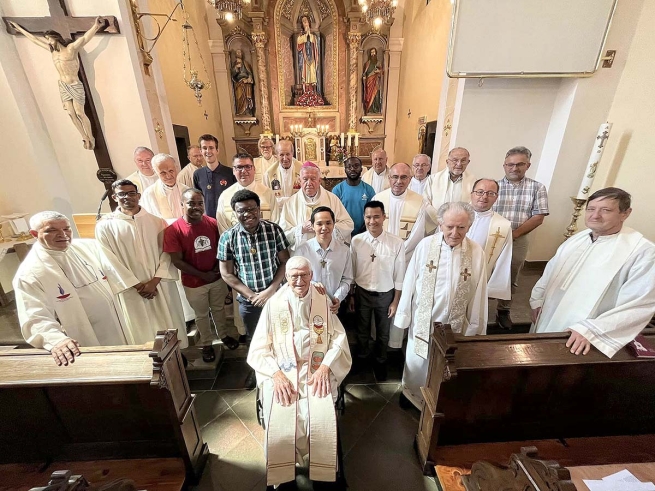 Slovénie - Exercices spirituels avec Mgr Stanislav Hočevar et renouvellement des professions