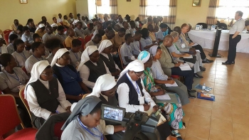 Rwanda – Don Attard al seminario sull’esortazione apostolica “Christus vivit”