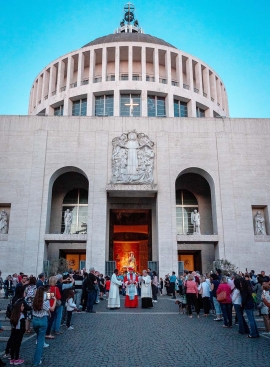 Italy – Visit of the Rector Major to the Basilica of Don Bosco in Rome