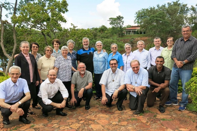 Brasil – Encuentro del P. Vitali con las Inspectoras de las FMA y los Inspectores de los SDB