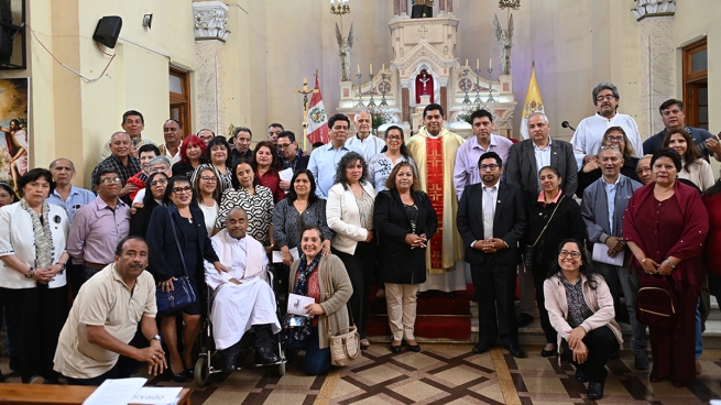Pérou - Les Salésiens Coopérateurs de Callao se renouvellent avec la promesse de nouveaux membres