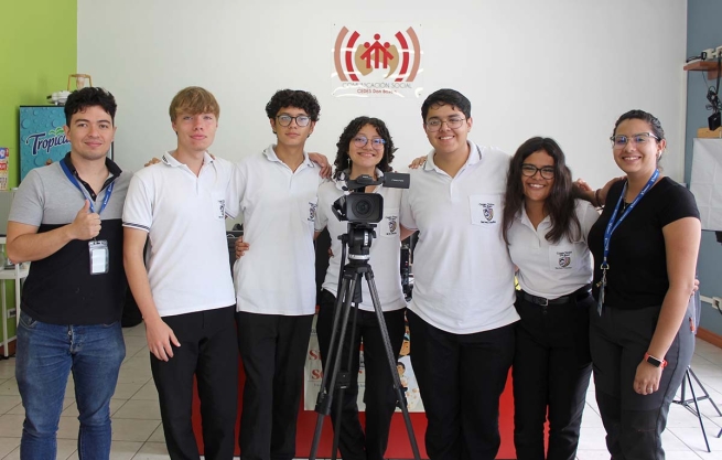 Costa Rica – CEDES Don Bosco prepares students for the Don Bosco Global Youth Film Festival (DBGYFF 2024)