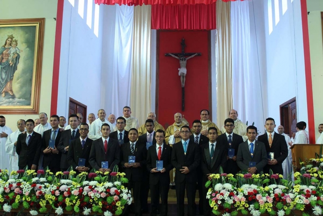 Colombie - Premières Professions religieuses