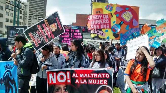 Bolivia - Marcha pacífica para el diálogo en las familias y la seguridad