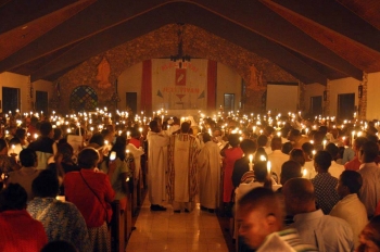 Haiti - Easter vigil in Salesian chapel of Pétion-ville