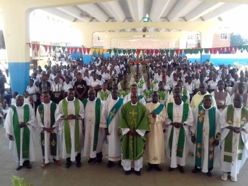 R. D. Congo - Apertura de las actividades de la Pastoral Juvenil