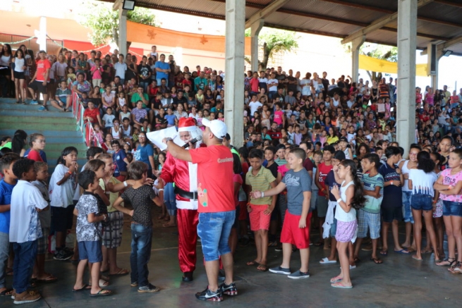 Brasile - Natale per bambini e adulti nel Centro Giovanile San Giovanni Battista