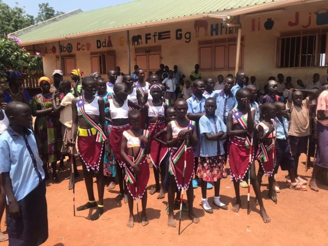 Soudan du Sud – Journée culturelle à l’école maternelle et primaire « Don Bosco » de Tonj