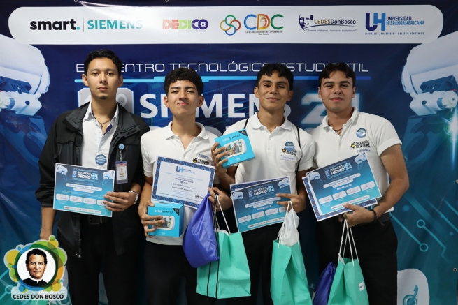 Costa Rica – The Ricaldone Technical Institute in El Salvador wins first place at the Siemens-DEDICO 2024 Technology Meeting