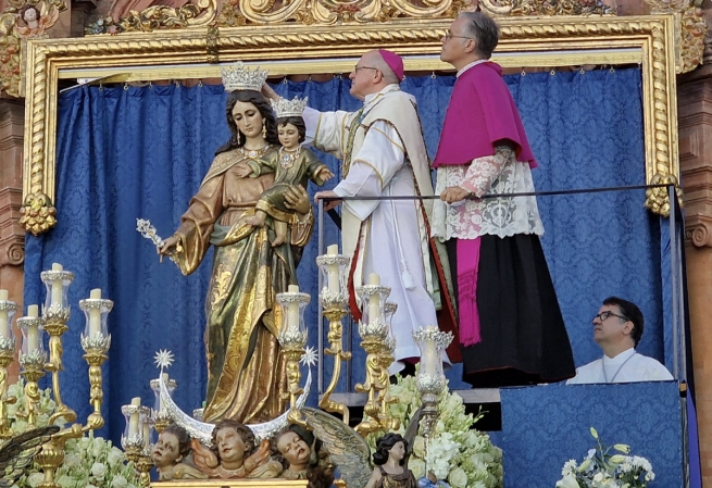 Spain – La Palma del Condado celebrates the canonical coronation of the statue of Mary Help of Christians with jubilation