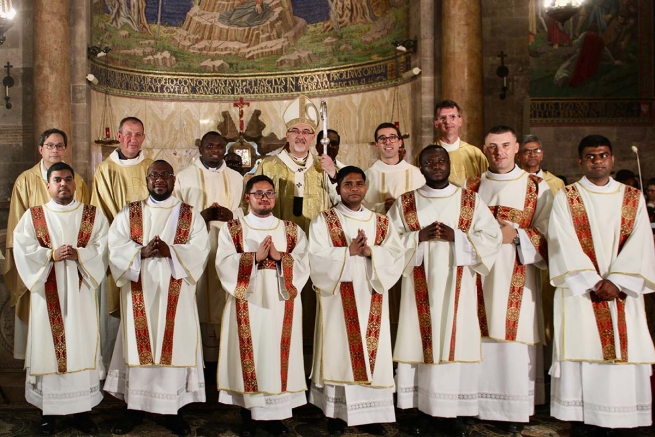 Jerusalem – Cardinal Pierbattista Pizzaballa presides at the ordination of seven young Salesian deacons from four continents