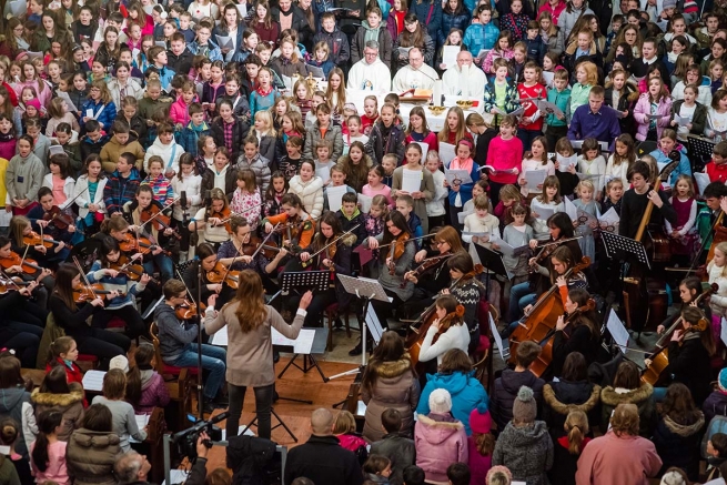 Eslovenia - Mil voces para Don Bosco