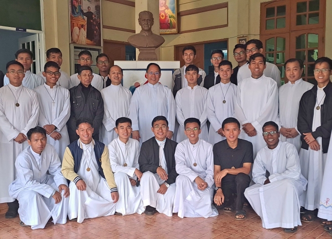 Myanmar – Salesians: bearers of hope to a suffering people