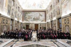 Vatican – Le Pape François : raconter le bien, faire réseau contre le désespoir et la désinformation