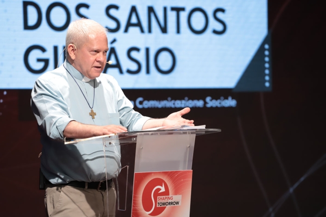 Italy – Conclusion of the World Conference on Social Communication "Shaping Tomorrow": Don Gildasio Mendes to the Delegates: "Your presence is prophetic"