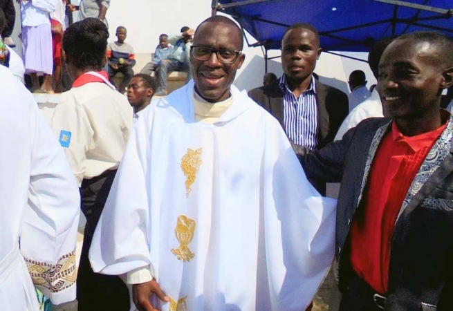 Angola – Ordinazione sacerdotale del salesiano Dionísio Kassindula Tchamuene