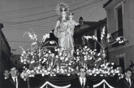 Espagne - La procession en l'honneur de Marie Auxiliatrice à Ciudad Real