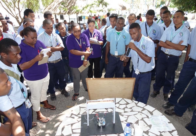 Papua-Nowa Gwinea – Wykorzystać zdobytą wiedzę w „Don Bosco Technical School” w Gabutu