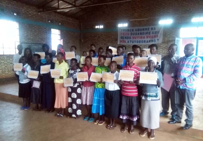 Burundi – Lepsza przyszłość dla dziewcząt z tego kraju