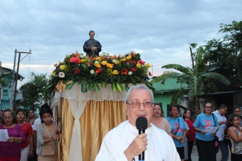 Guatemala - Procesión en honor a Don Bosco