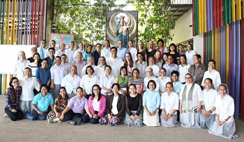 Camboya - Presentación del Aguinaldo 2018 del Rector Mayor