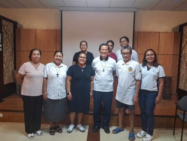 Philippines - Le Conseiller pour la Région Asie Est-Océanie visite le Centre de Formation « Don Bosco » à Lawaan