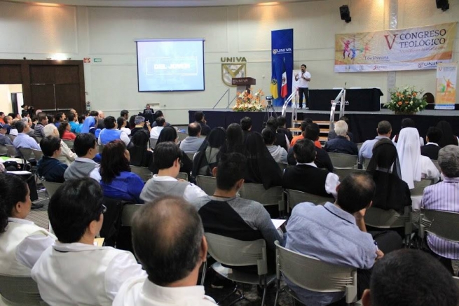 México - V Conferencia Teológica de la Arquidiócesis de Guadalajara "Los jóvenes y la fe cristiana"