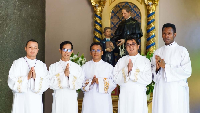 Philippines – Four Salesian deacons ordained, including the first Cambodian Salesian deacon