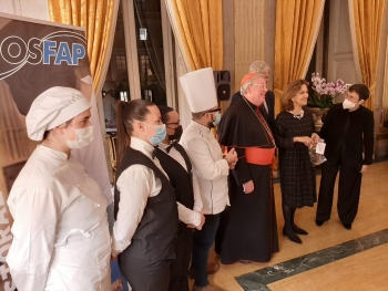 Italie - Les jeunes du Centre National Œuvres Salésiennes du « Borgo Ragazzi Don Bosco » à l'Ambassade de France près le Saint-Siège