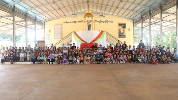 Myanmar - "Christmas Games Festival"