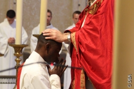 Francia – Ordinazione sacerdotale del salesiano Charles Mwandundu