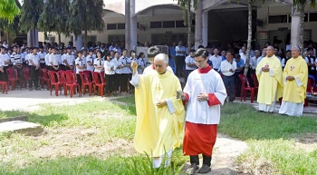 Vietnam - Colocación de la primera piedra de una nueva capilla en "Don Bosco My Thuan"