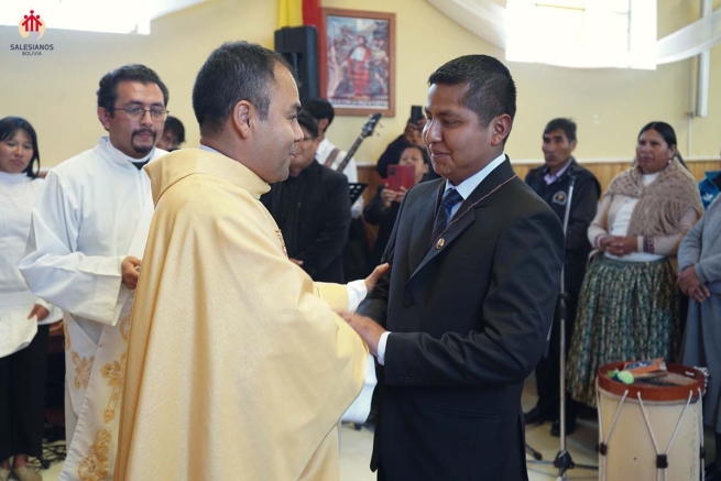 Bolivia – Profesión perpetua del salesiano Limbert Mamani