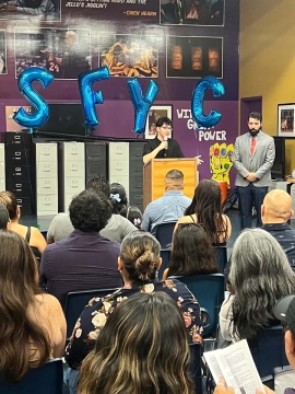 Estados Unidos – Voces que inspiran: jóvenes escritores de Boyle Heights brillan en el Centro Juvenil de la Familia Salesiana