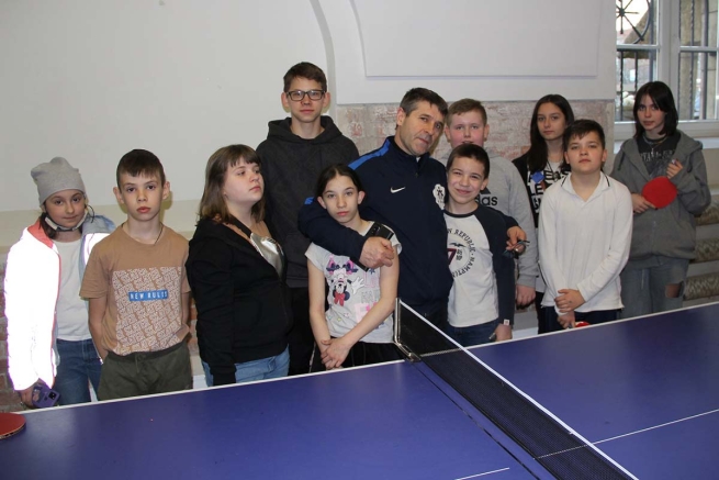 Ucraina – Roman, Tatiana, Andre e Roma… Voci ucraine di gratitudine ai Figli di Don Bosco