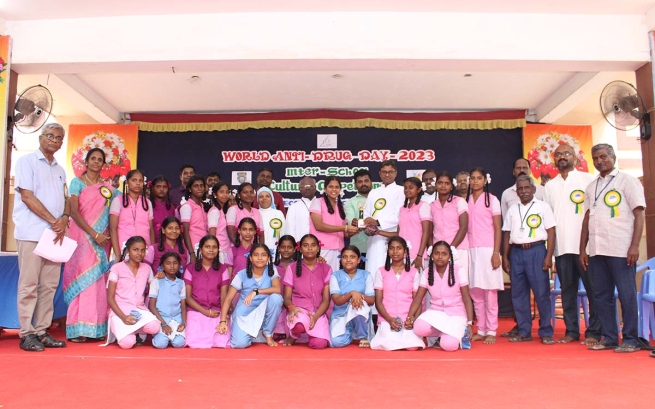 India – Inter-School cultural competitions create awareness of drug abuse