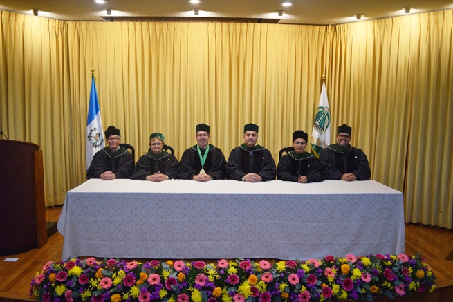 Guatemala - Installation du nouveau Recteur et du Conseil de Direction de l’Université Mésoaméricaine du Guatemala