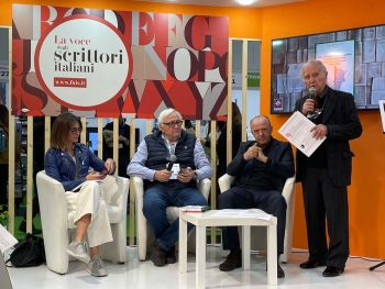 Italie - Présentation du livre « P. Alberto Maria De Agostini, le dernier explorateur de la fin du monde » au « Salon du livre » de Turin