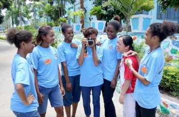 Papúa Nueva Guinea - Seminario de educación a los medios