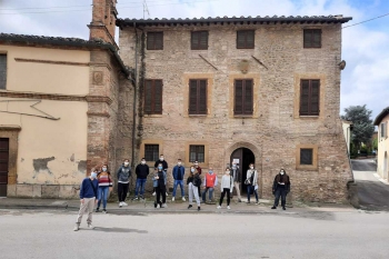 Italie - Colle Val d’Elsa : 17 jeunes au service des nécessiteux