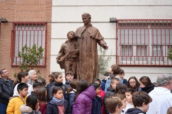 Espagne - Le sanctuaire de Marie Auxiliatrice d'Atocha a inauguré un monument très spé-cial en l'honneur de Don Bosco