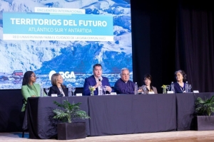 Argentina – La UNISAL participa en el Foro Internacional “Territorios del futuro: Atlántico Sur y Antártida”