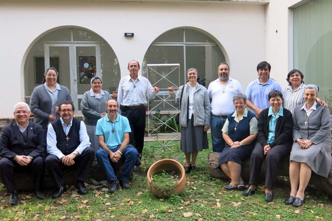 Argentina - Encuentro de Inspectoras FMA e Inspectores SDB con el Regional P. Vitali