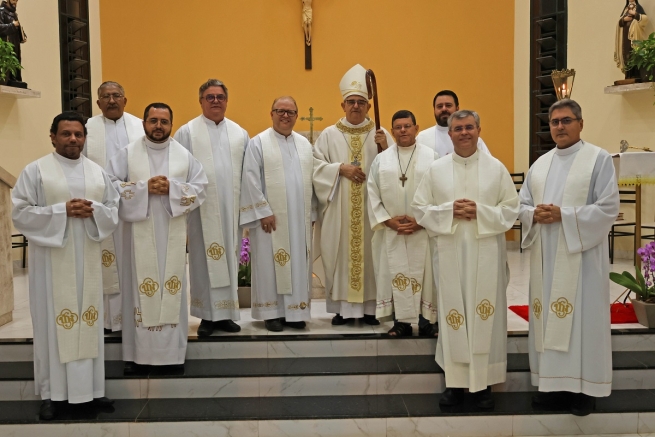 Brazil – Bishop Sérgio Krzywy presides over the dedication of the church and the consecration of the altar in the Salesian parish of Araçatuba