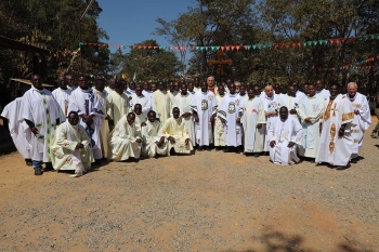 R.D. Congo - Más de doscientos salesianos celebran el servicio del Padre Guillermo Basañes, Inspector de África Central